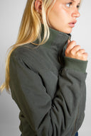 cs0avu2col039-4.jpg