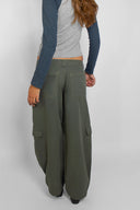 pn0eou2col039-3.jpg
