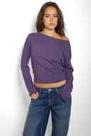 T-shirt with a boat neckline