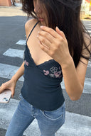 비즈 브이넥 탑
