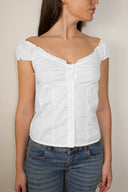 Shirt with buttons