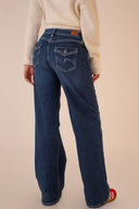 Low waist jeans