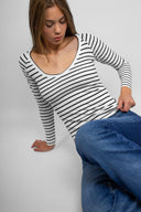 ts0ppt7col1j2-1.jpg