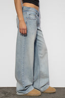 Low waist jeans