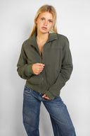 cs0avu2col039-2.jpg