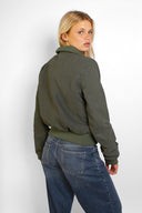 cs0avu2col039-3.jpg