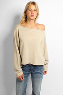 mn0q2iocol646-2.jpg